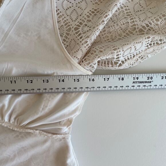 Cache Crochet Batwing Mini Dress Womens Size XS Ivory Paris Feminine Boho Flowy - Picture 7 of 12